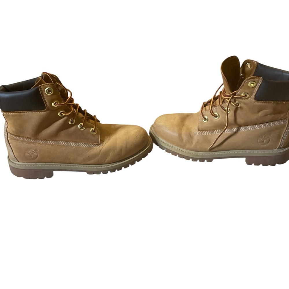 Timberland boys boots size 5.5